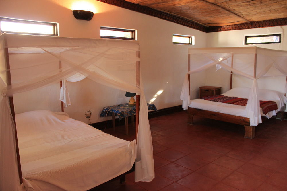 Njaya Lodge Nkhata Bay Bagian luar foto