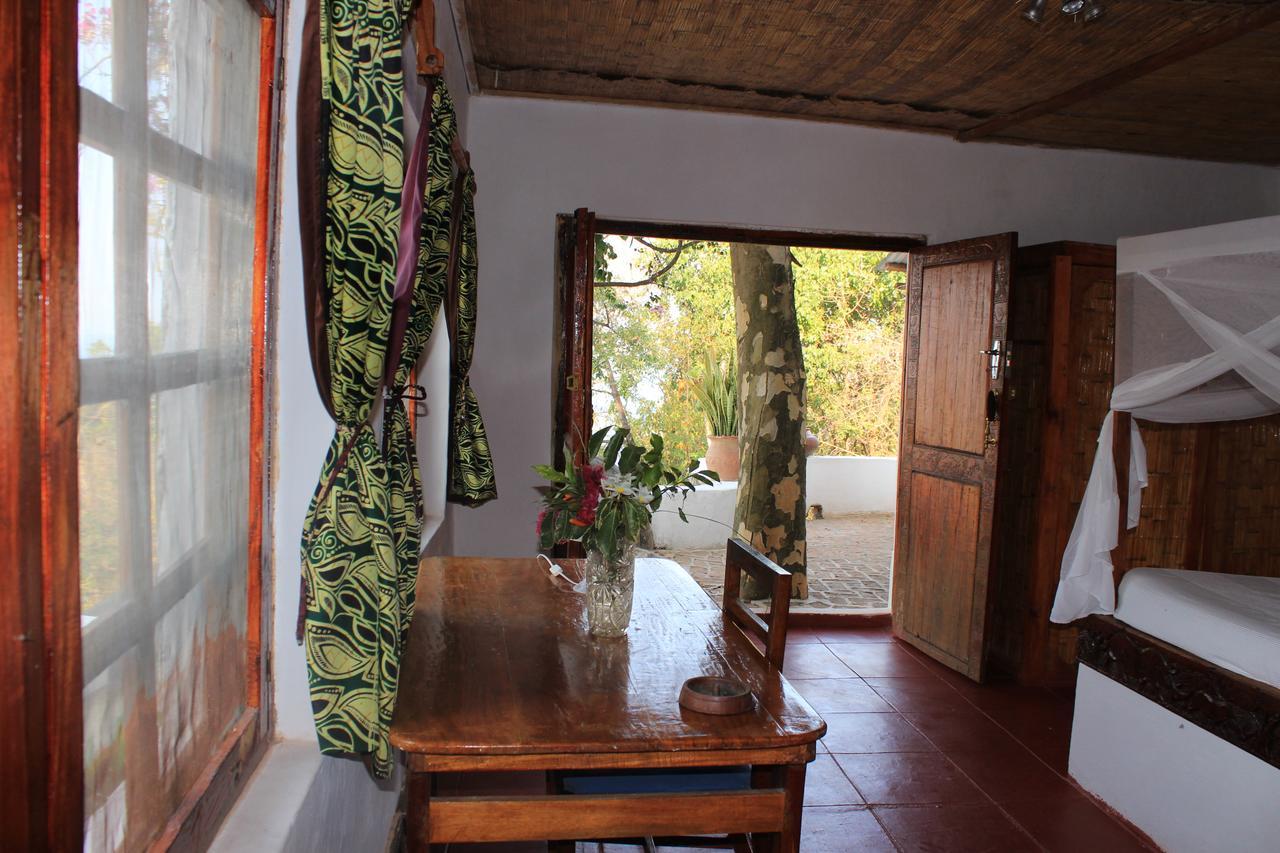 Njaya Lodge Nkhata Bay Bagian luar foto