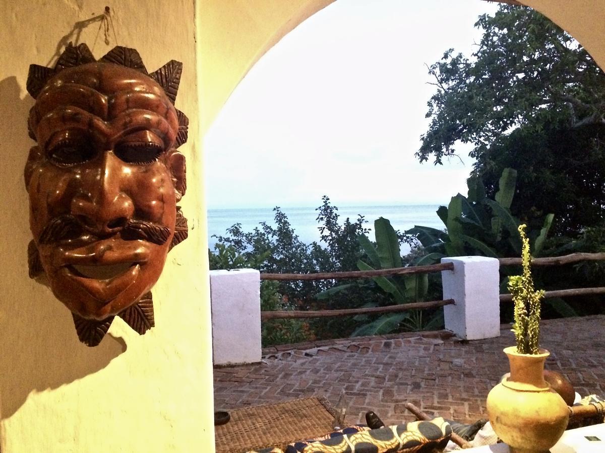 Njaya Lodge Nkhata Bay Bagian luar foto