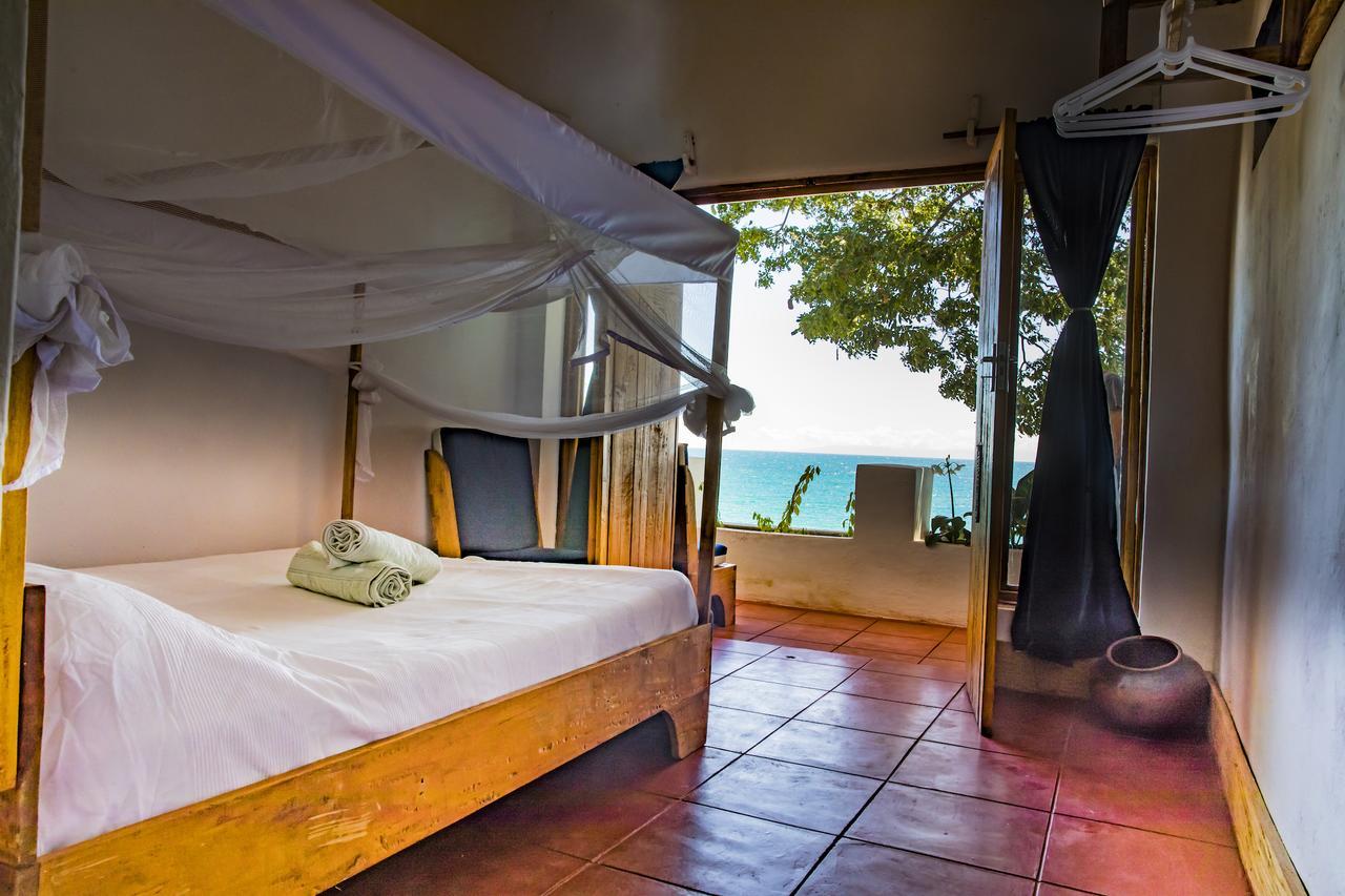 Njaya Lodge Nkhata Bay Bagian luar foto